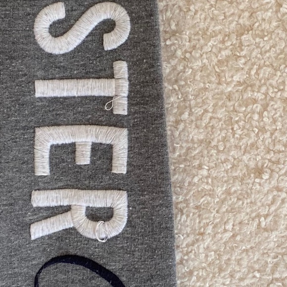 Hollister Grey Leggings - Picture 4 of 5